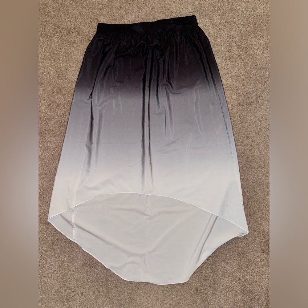 MOSSIMO Women’s High Low Skirt. NWOT